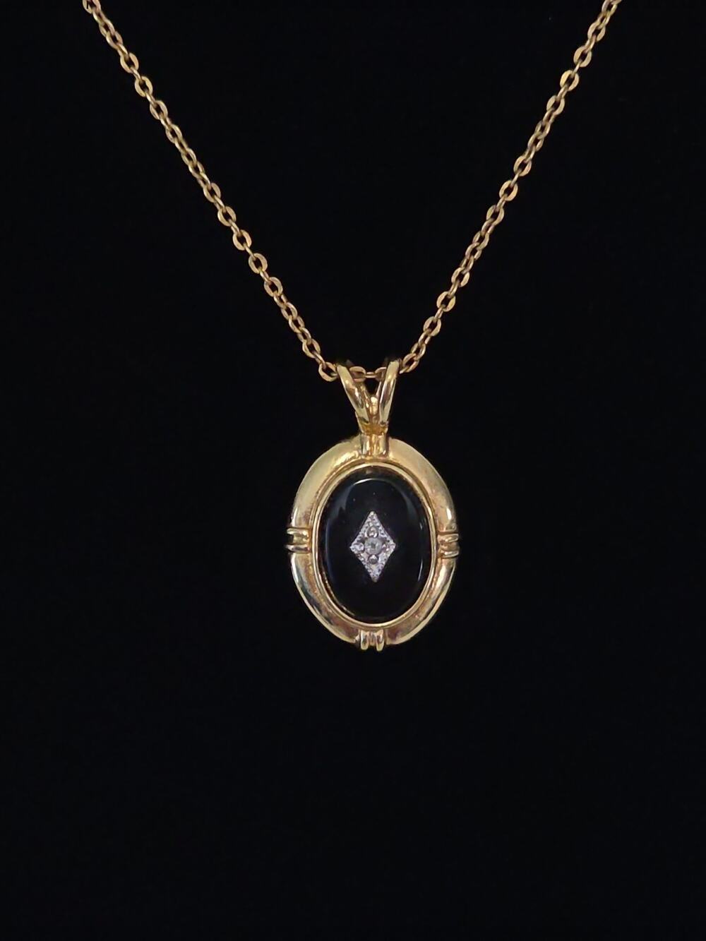 Vintage Lind 14k GE Gold Black Onyx Diamond Accent Pendant Necklace Mid Century